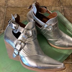 Jeffery Campbell ankle boots western vibe